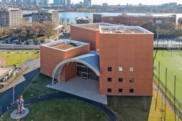 The three-volume red brick structure of the Edward and Joyce Linde Music Building centers both the natural and built environments of MIT’s West Campus. 